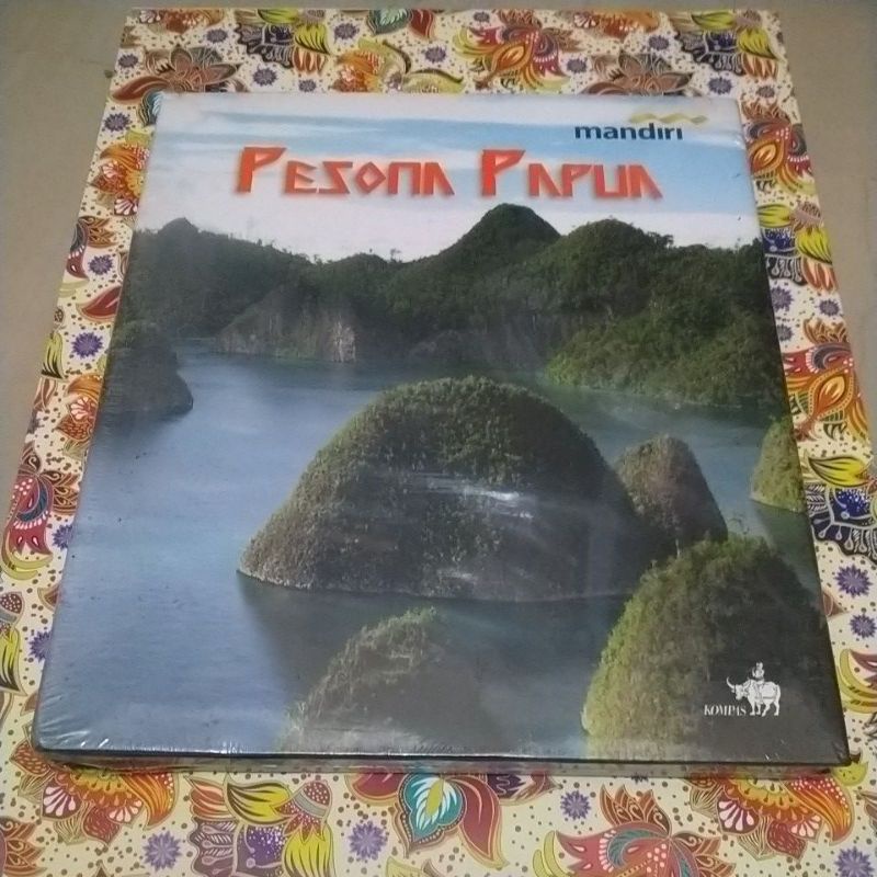Buku Pesona Papua
