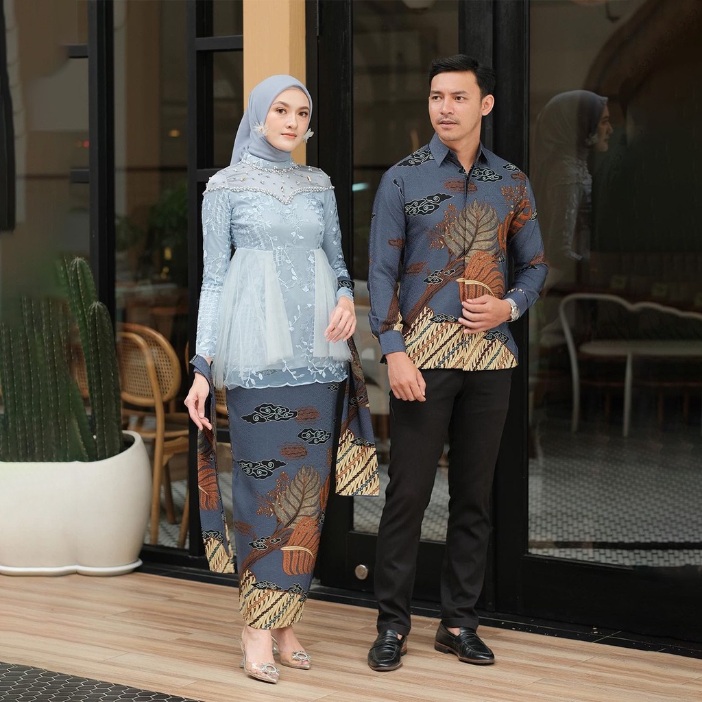 (READY ICE BLUE &amp; NUDE) Batik Couple Brokat Tille Modern Set Auryn Blouse Mix Tutu Halus Baju Kondangan Wanita Kebaya Modern Lengan Panjang