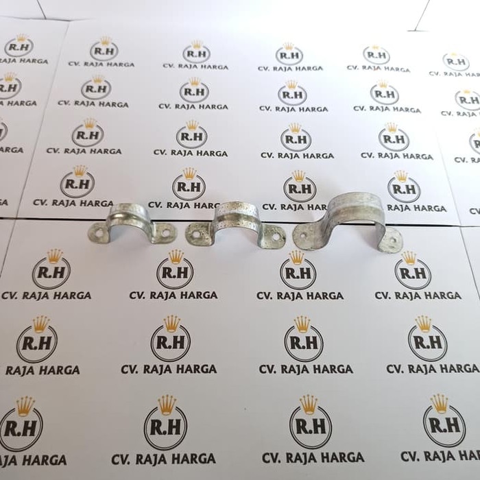 Klem omega 1/2" / 3/4" / 1" klem pipa paralon Conduit Pipa Clamp