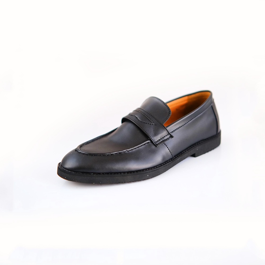 Sepatu Slip On Loafers Pria Kerja Kantor - BT LUCAS BLACK