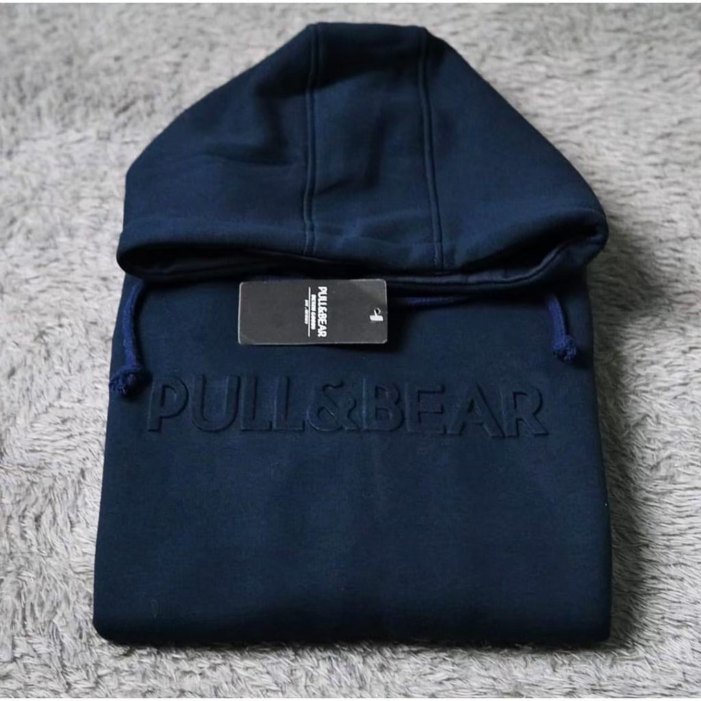 Hoodie PULL&amp;BEAR Embos3D Timbul Unisex {Black}