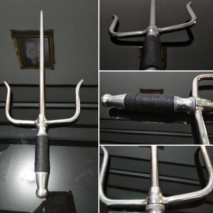 Trisula Trident Sai Senjata Latih Silat Kungfu Pisau Tombak Ujung Tiga Berkualitas Best Seller