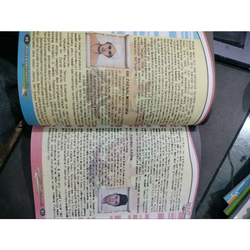 buku sejarah lengkap pahlawan indonesia