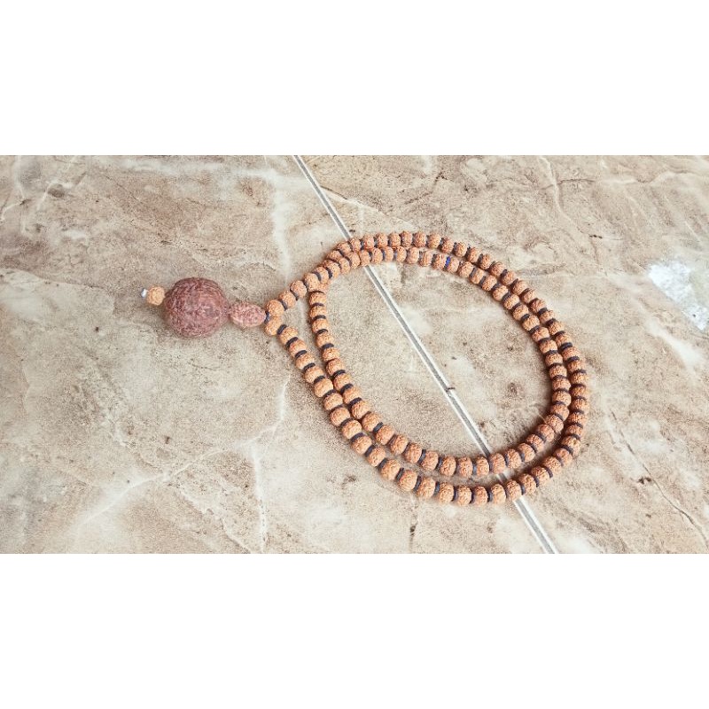 kalung rudraksha