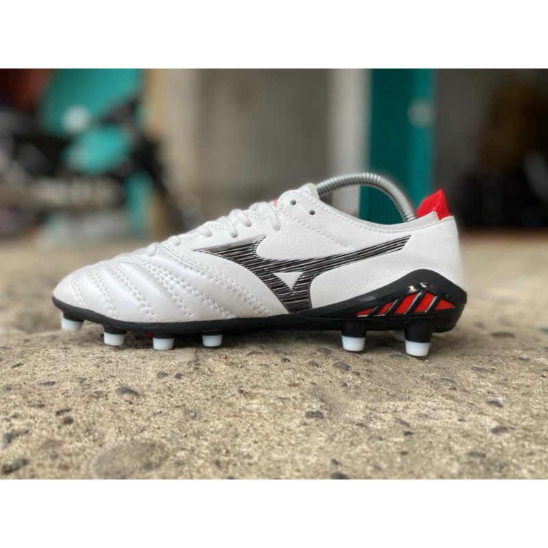 Soccer Mizuno Morelia Neo III Pro FG - White Black Red