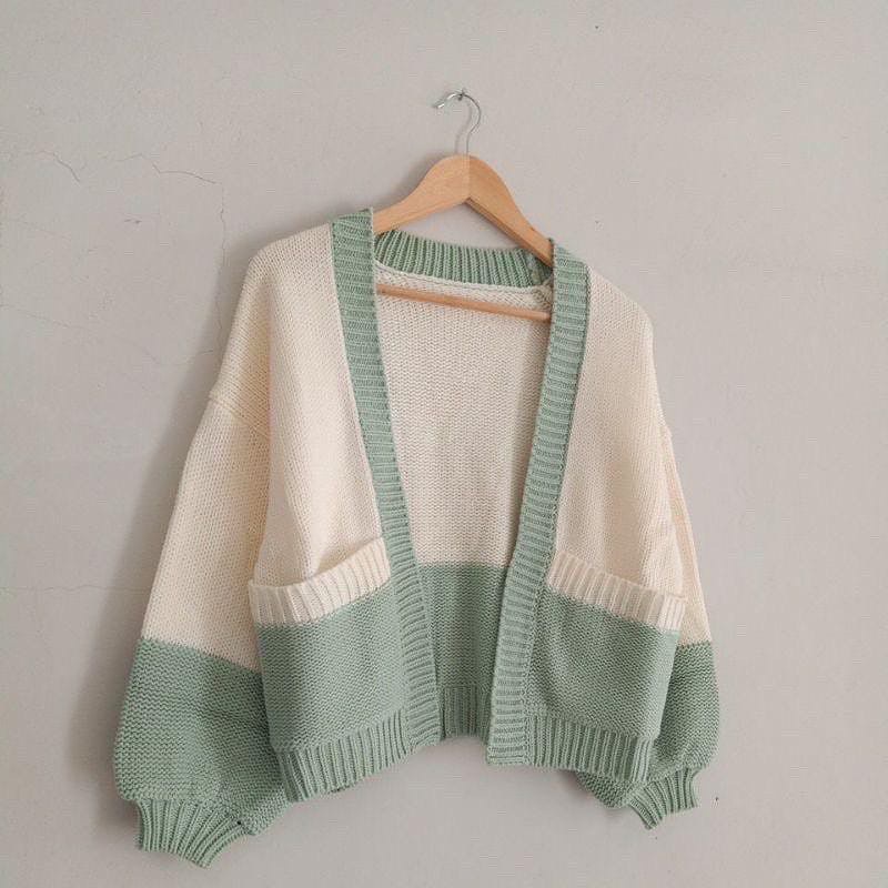 MANDA OUTER CARDIGAN KNIT CROP OVERSIZE SWEATER TWO TONE