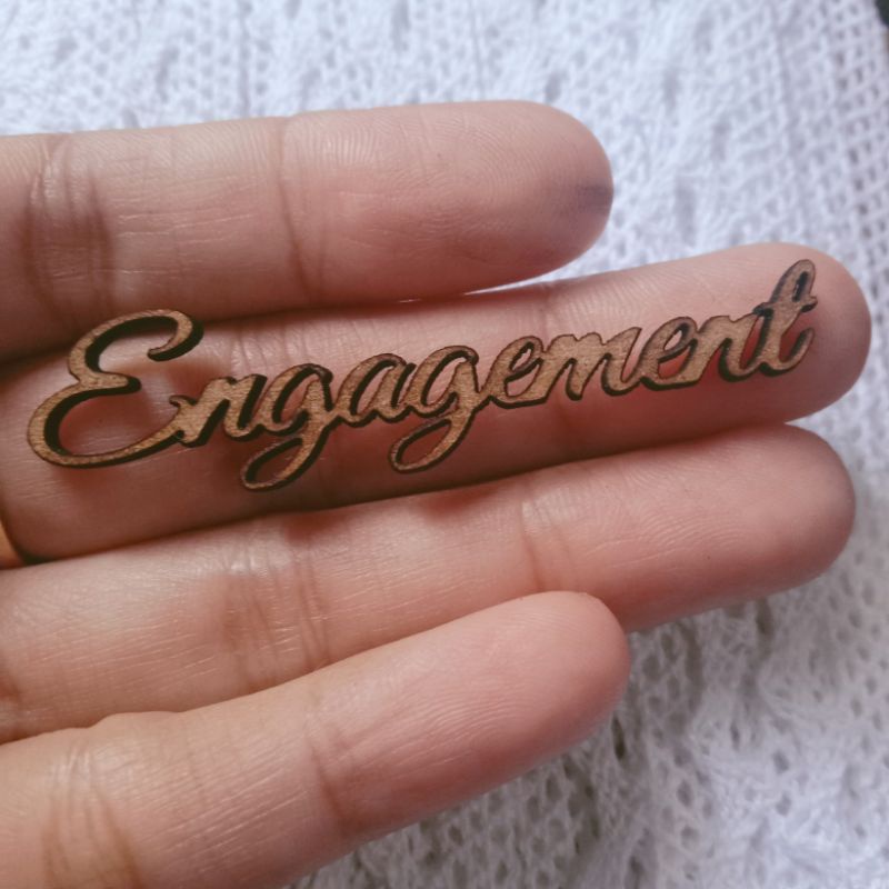 Engagement bahan mdf