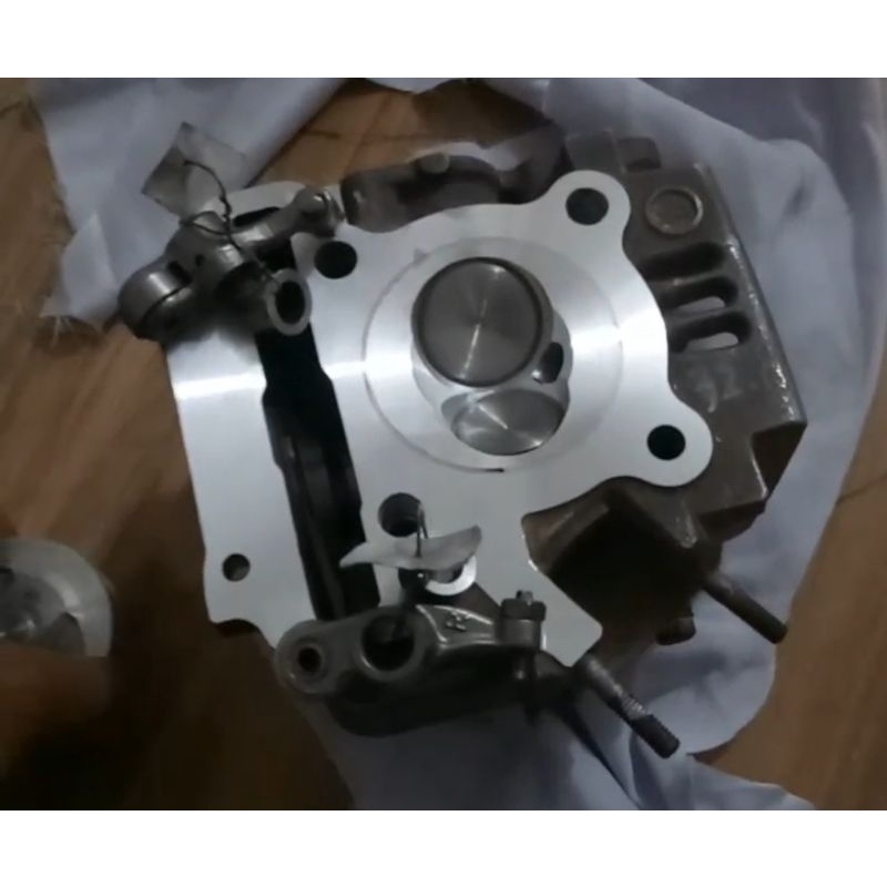 head (seken ) Vega ZR / Jupiter z robot klep 28 /24