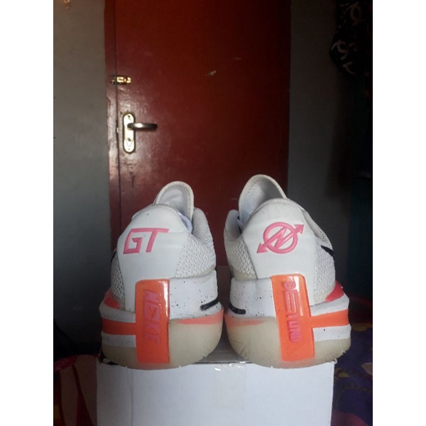 nike gt cut1