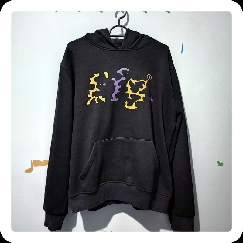 Hoodie Efg 567 | Hitam