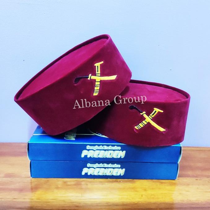 PECI MERAH GOLOK BETAWI SONGKOK NASIONAL UKURAN ANAK-DEWASA QL0FM9282