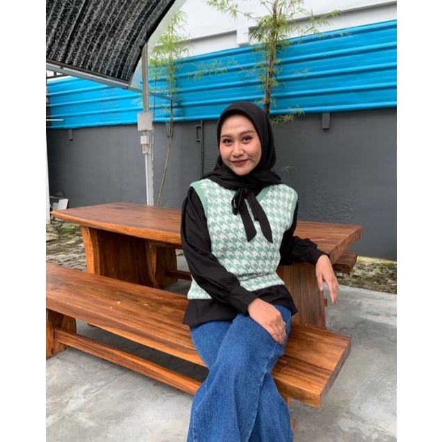 VEST UNISEX SOFT GREEN - KOREAN VEST