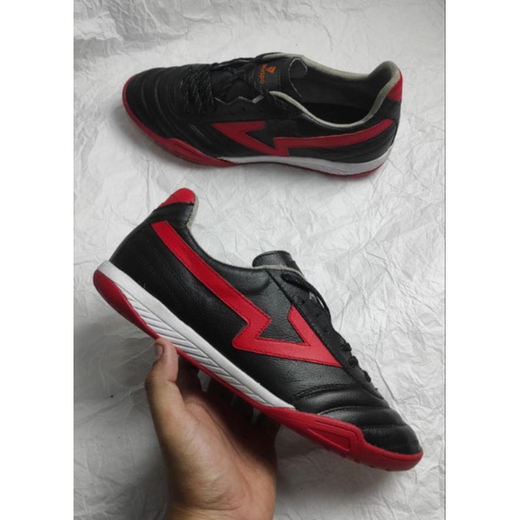 Sepatu futsal sevspo top maestro kangguru leather