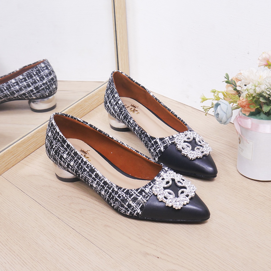 Bernx's Shoes - Sepatu Wanita Fashion Ellisa Heels / Hak 3 Cm