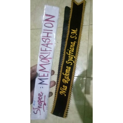 selempang wisuda renda