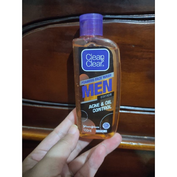 Clean & Clear Men Foaming Face Wash 100 ml clean and clear
