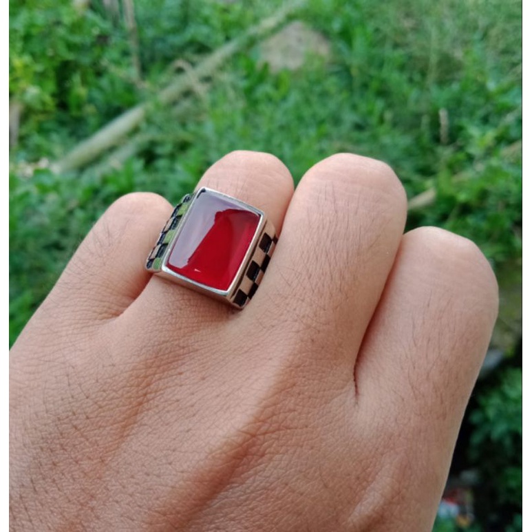 Batu cincin red baron kotak