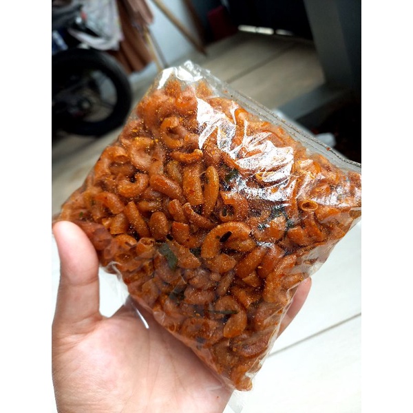 

MAKARONI BANTAT JADUL PEDAS DAUN JERUK ENAK MANTAP