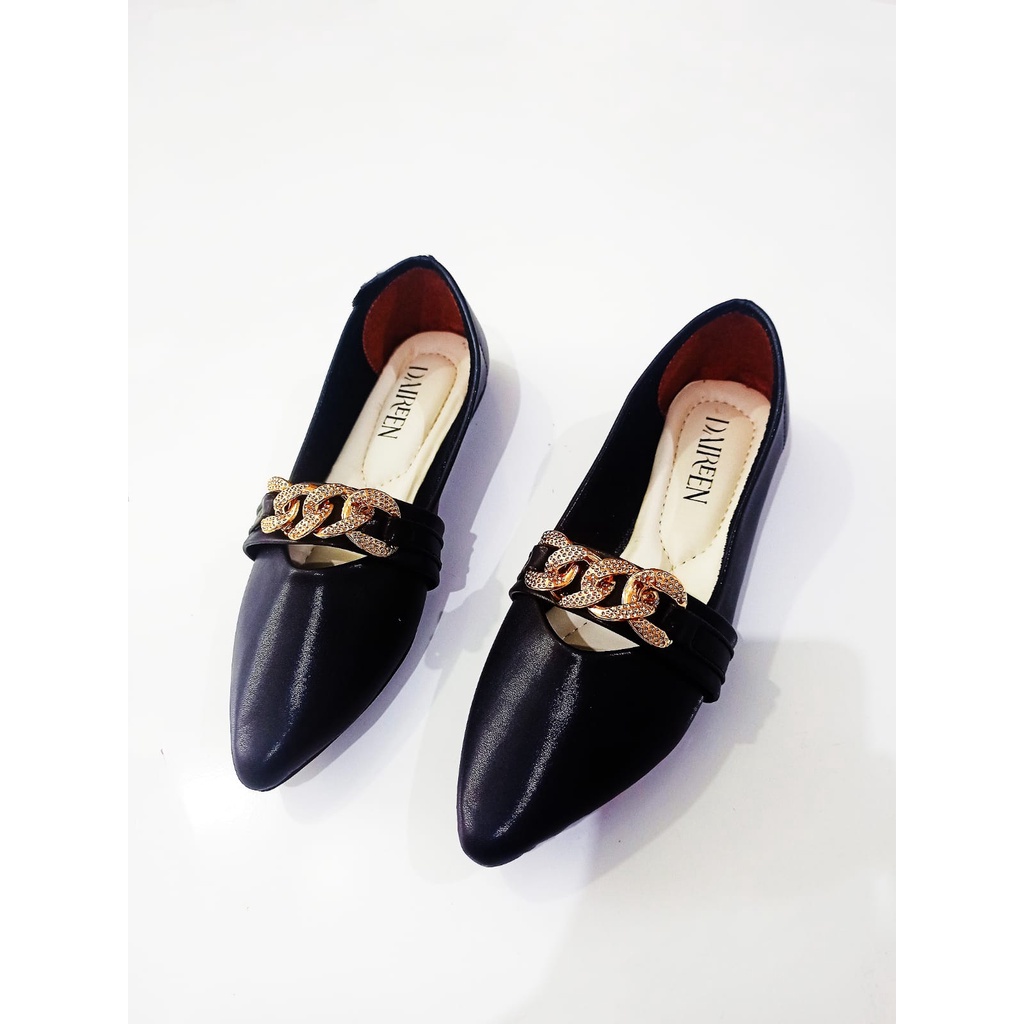 Dinda sepatu wanita slip on flatshoes Luchya model terbaru 2022 warna hitam ukuran 37-42
