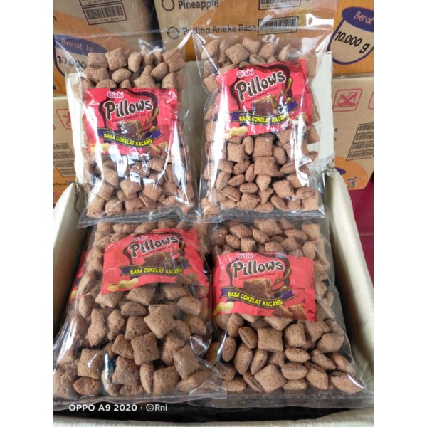 

PILLOW COKLAT