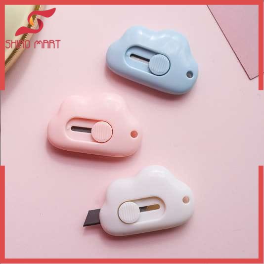 

[SM] Cutter motif awan Mini Pisau Kecil Mini Silet Mini Cutter Awan Cutter Travel Size/Cute Mini Craft PISAU PEMOTONG KERTAS MINI PORTABLE / CUTTER MINI UNTUK ALAT TULIS KANTOR