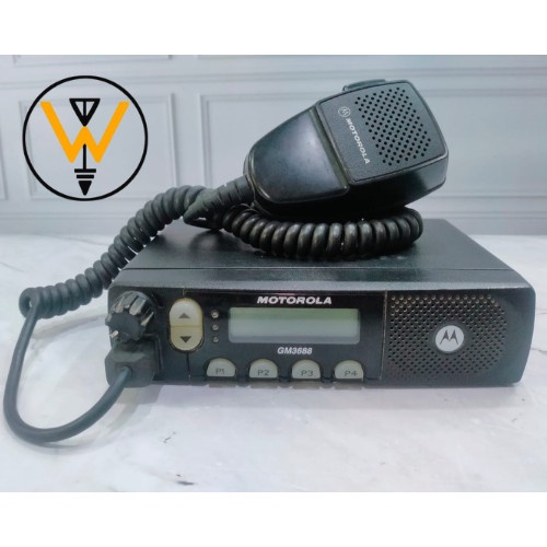 RADIO RIG MOTOROLA GM 3688 GM3688 UHF 403-470MHZ ORI BEKAS