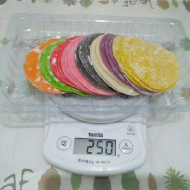 

Kulit Dimsum Swekiau Warna Diameter 8