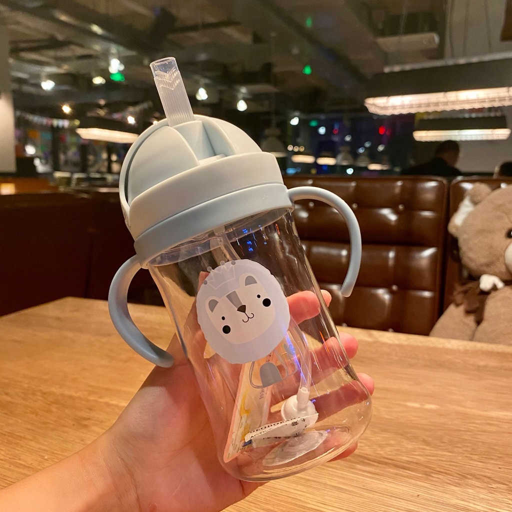 VnM093 | Botol Minum Anak Bayi Dengan Sedotan Dan Tali Karakter / Tempat Minum Anak / Perlengkapan Bayi / Perlengkapan Travelling Anak Bayi