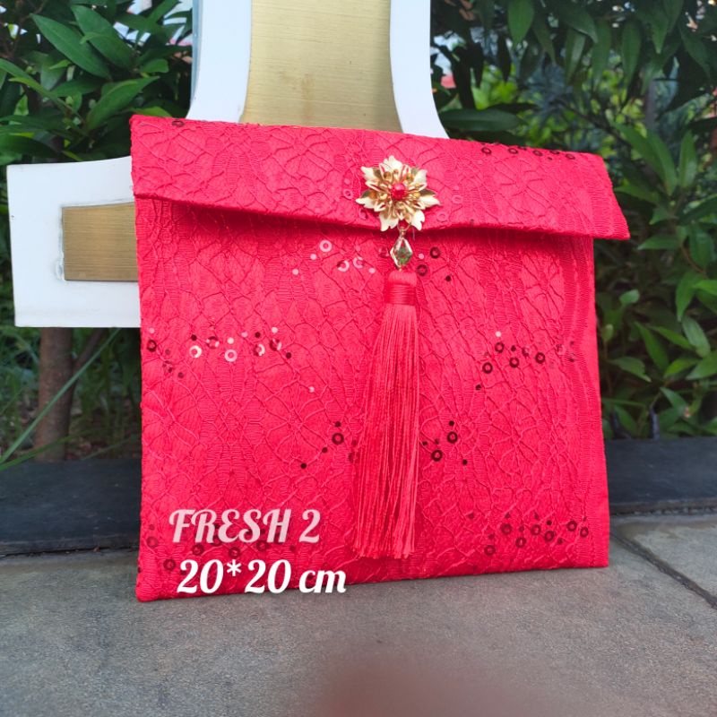 

angpao imlek kain merah / angpao imlek kain /