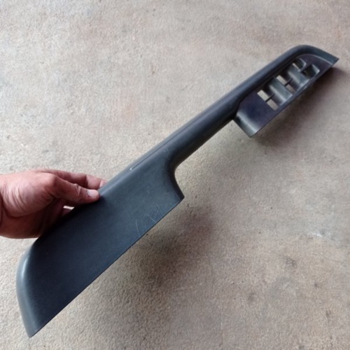 PROMO Armrest door trim RH cover switch saklar tombol power window kaca pintu depan kanan / sopir Ni