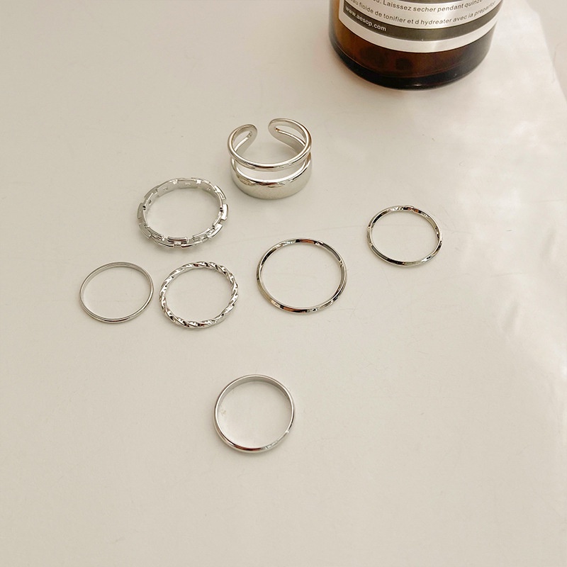 7 pcs / set cincin warna emas dan silver