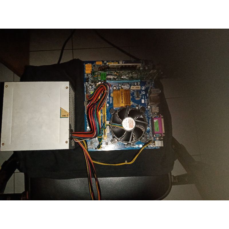 Cpu E5700 Jadul tanpa casing
