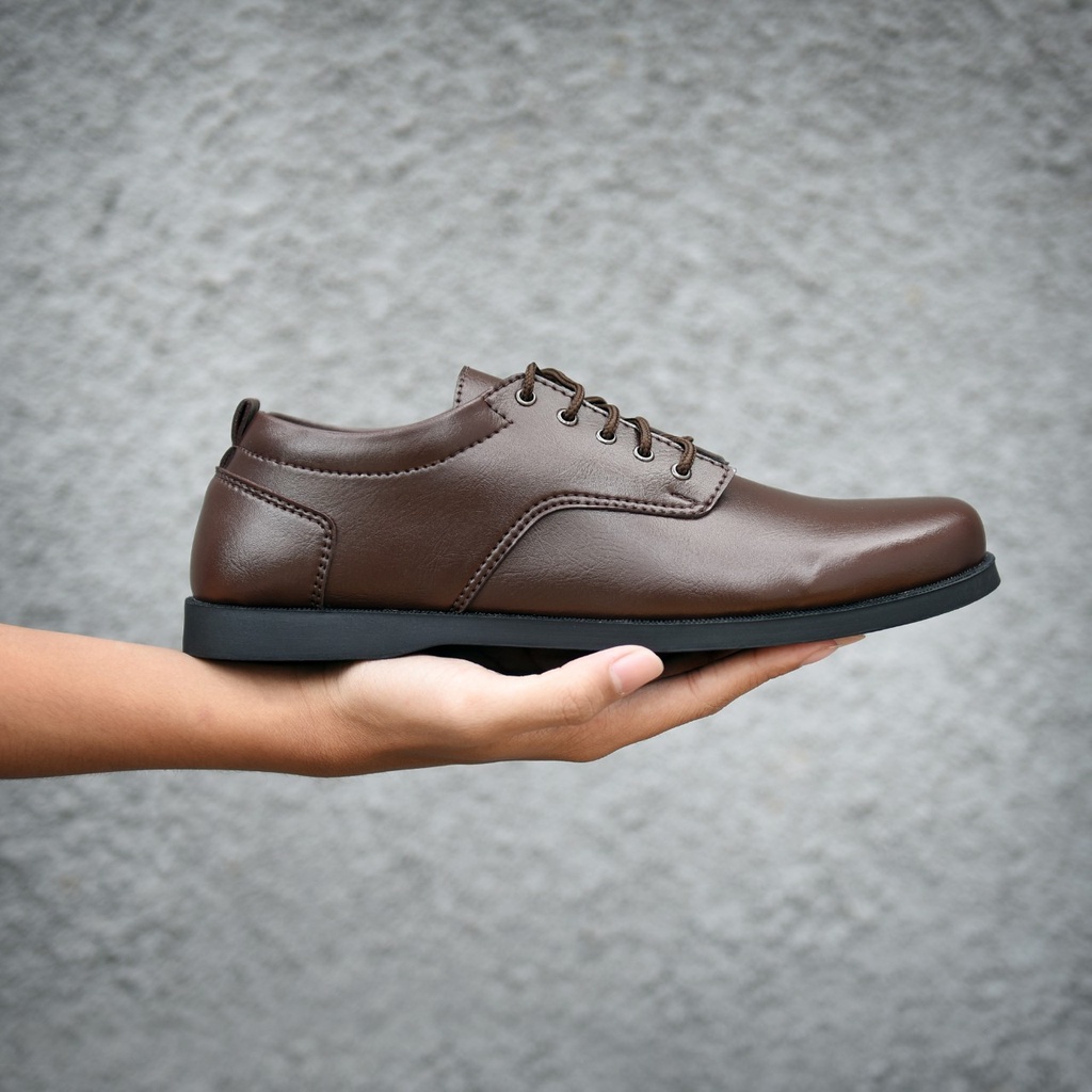 RIONZ x PIRES - Sepatu Formal Pria Casual Kantoran Nikahan Kulit Syntetis Asli Original Sepatu Pantofel Pria Resmi Formal Hitam Coklat Gaya Trendy Kasual Kantor Kuliah Pesta Nikah Kondangan Gereja Kerja PNS Guru Kekinian Terlaris Terbaru Murah