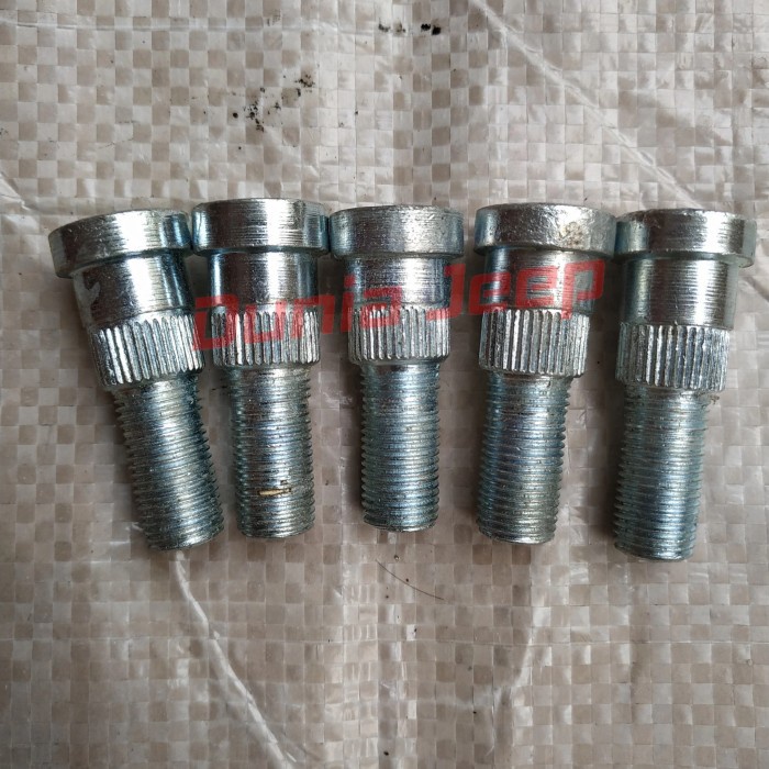 Baut roda depan Panjang 5cm Jeep CJ7 Chrome