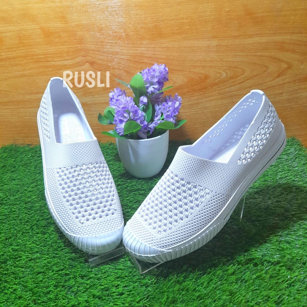 (COD) Sepatu Karet Putih Slip On Wanita Medis Perawat ATT AGL 503