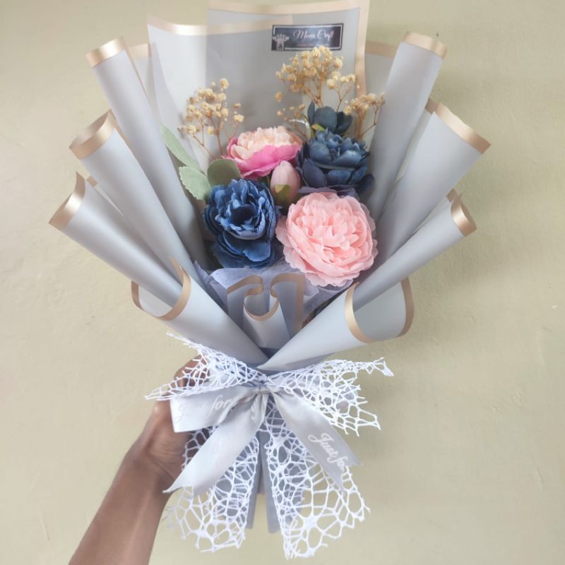 Buket Bouquet bunga wisuda pernikahan ulang tahun acara besar lainnya bisa request