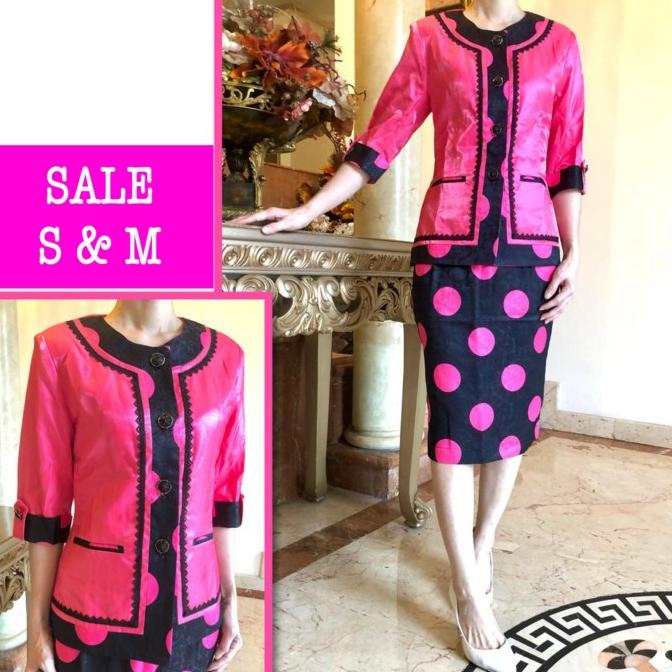 Setelan Blazer Kantor Wanita Modern Terbaru