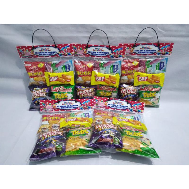 

SNACK ULANG TAHUN / HAMPERS ULANG TAHUN ANAK
