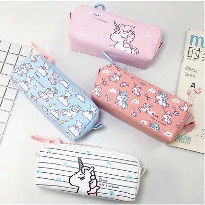 

Terlaris ✨ -Tempat pensil motif unicorn/kotak pensil unicorn- 2.1.23