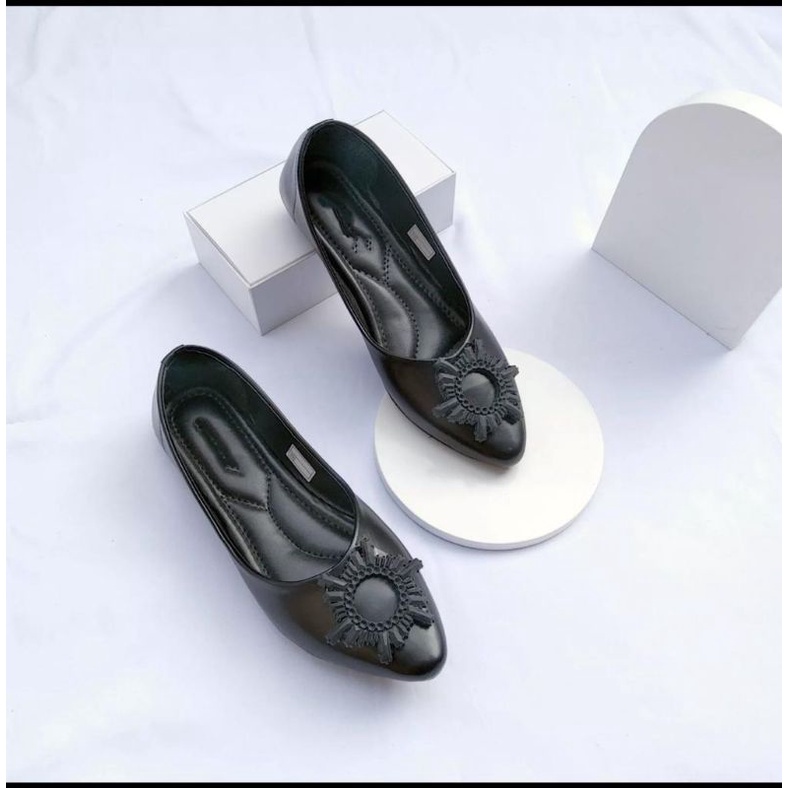 (( 01HR) Flatshoes/balet Tyana