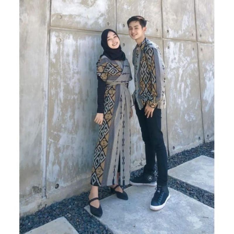 Couple pasangan dress Rania couple tenun couple keluarga  Couple kondangan Dresss tenun Dress kondan