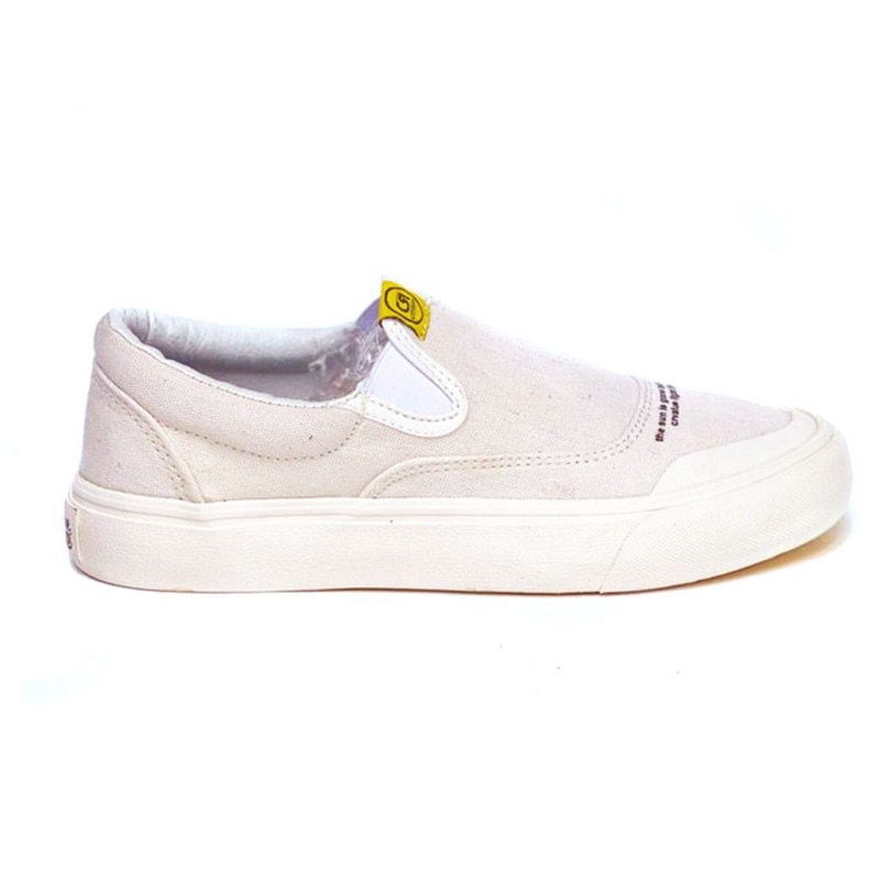 SEPATU CORVALUE - SLIP ON NICOSIA FULL WHITE ORIGINAL