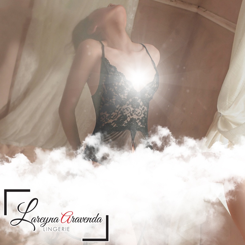 Lareyna Aravenda Lingerie Gaun Malam Transparant Model Romantic Gown Crotchless LG497