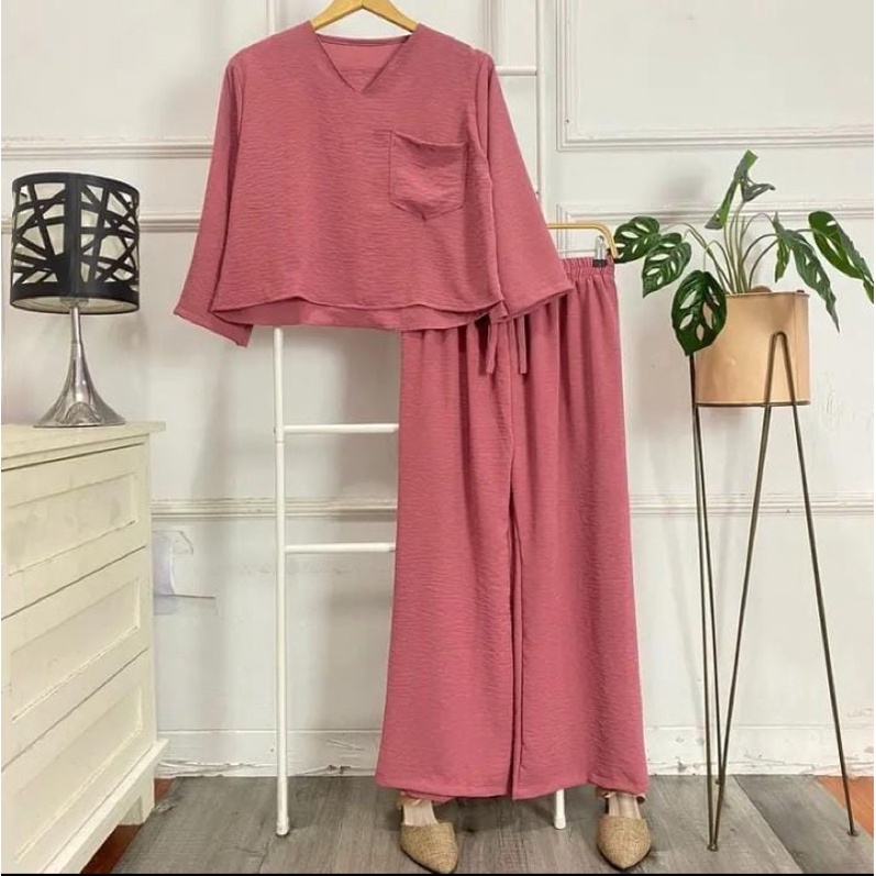 ONE SET SANIA CRINKLE AIRFLOW / ONESET CROP / SETELAN / NEW ONESET / SETELAN WANITA/ ONE SET CROP LE