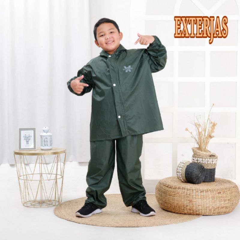 EXTERJAS 012/JAS HUJAN ANAK ARMY// jas hujan hijau army //jas hujan anak laki laki// JAS HUJAN TEBAL JAS HUJAN KIDS//Jas Hujan Pria Wanita Terbaik Tebal Anti Rembes Raincoat setelan// SUPER JAS/ JAS HUJAN PEREMPUAN/ JAS Hujan Setelan/ JAS HUJAN AXIO