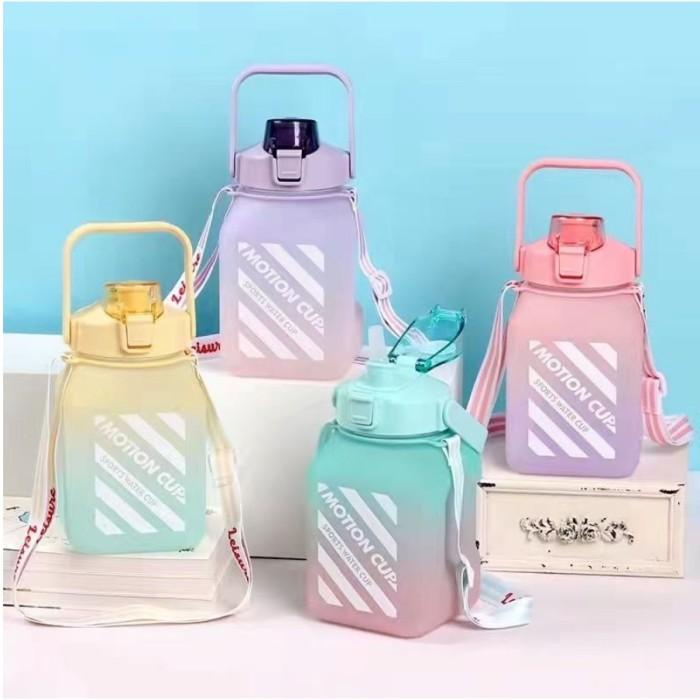Botol Minum Kotak Gemoy Gradasi Viral 1.5 Liter Free Sticker 2D&3D