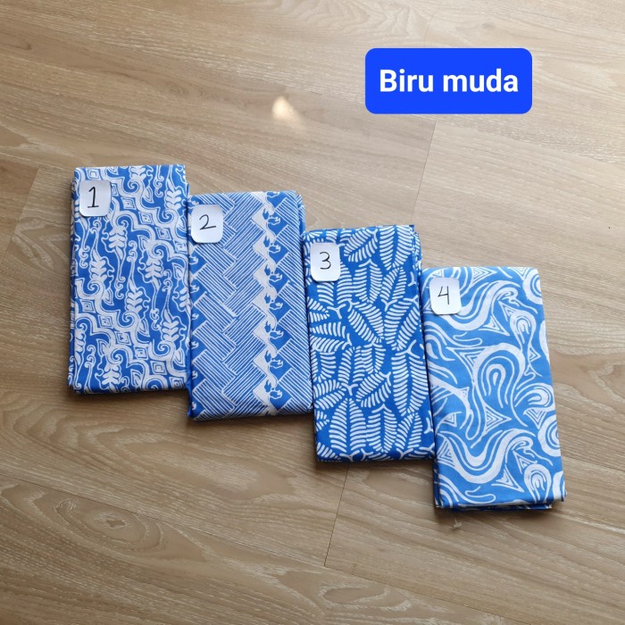 Batik (Via Gojek/Grab)Kain Batik Garutan Warna Biru Muda (150620)