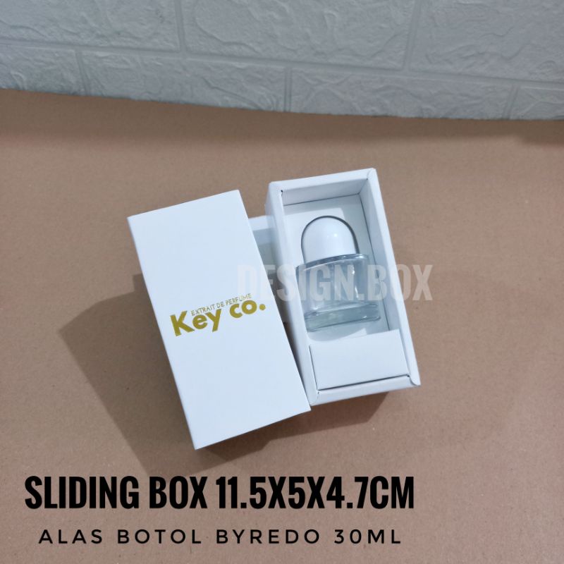 

BOX PARFUM SLIDING PUTIH CETAK HOTPRINT 11.5X5X4.7CM | SLIDING PUTIH 11.5X5X4.7CM