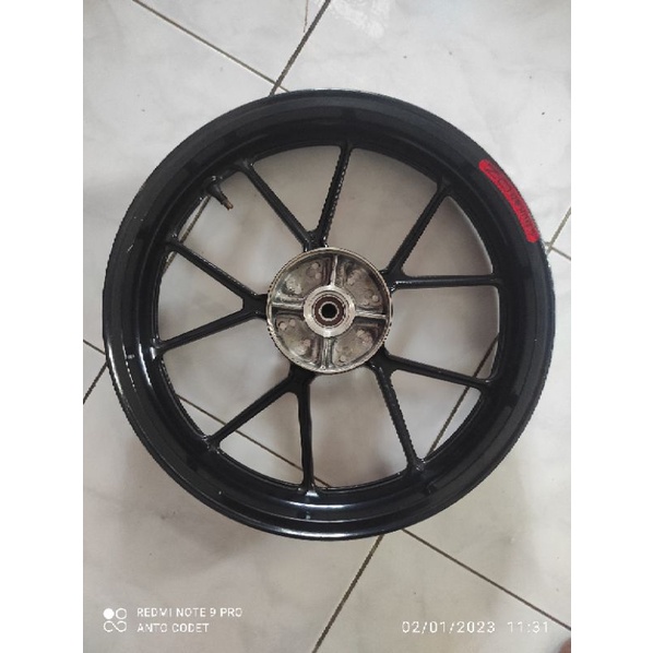 VELG BELAKANG SUZUKI GSX-R 150 (original bekas)