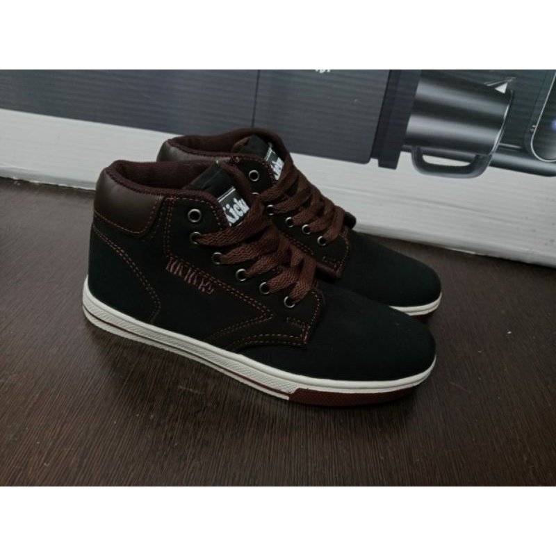 Sepatu Kickerssss Casual Semi suede